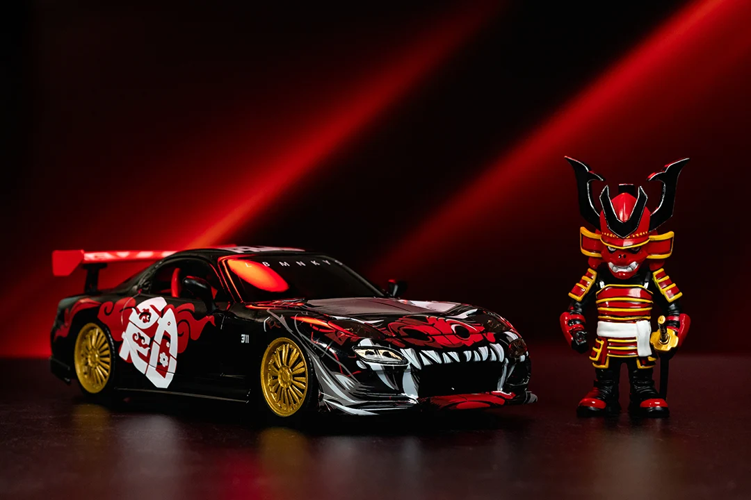 Lab Monkeys, Saru & 1993 Mazda RX-7, 1:24 Scale Vehicle & 2.75” Figure