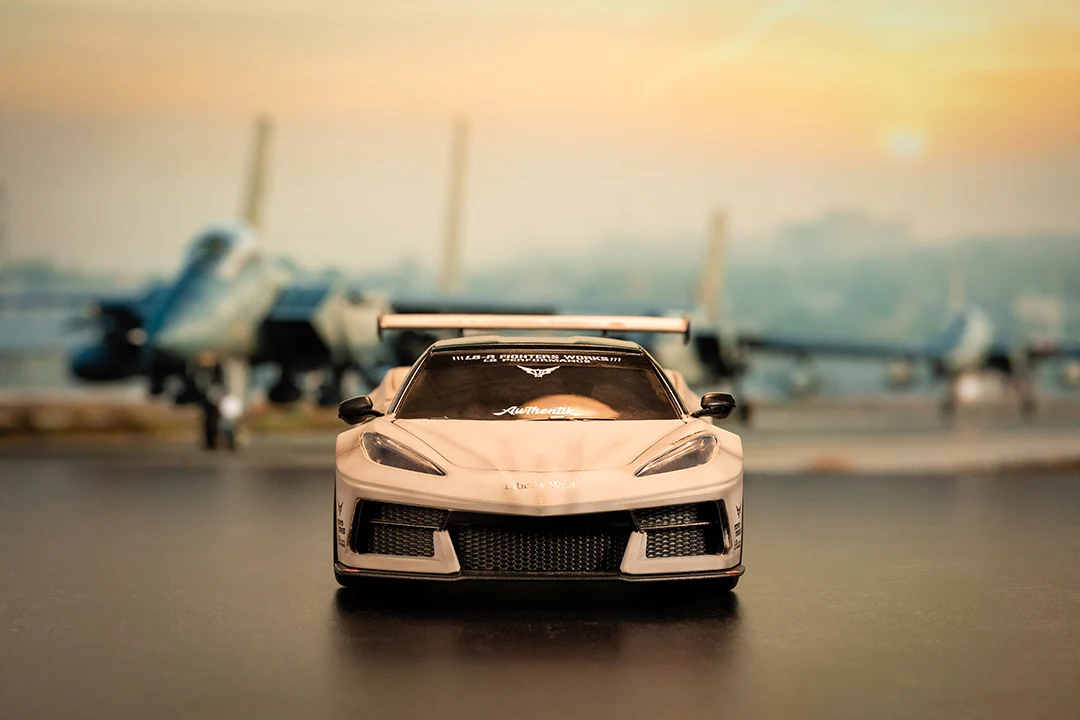 Liberty Walk Chevrolet Corvette C8, 1:24 Scale Vehicle - Image 18