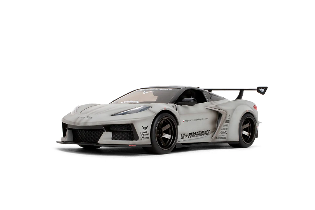 Liberty Walk Chevrolet Corvette C8, 1:24 Scale Vehicle - Image 6