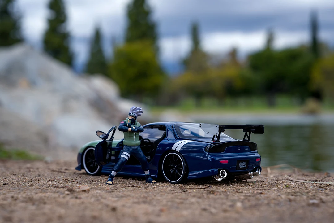 NARUTO SHIPPUDEN, Kakashi & 1993 Mazda RX-7, 1:24 Scale Vehicle & 2.75" Figure - Image 13