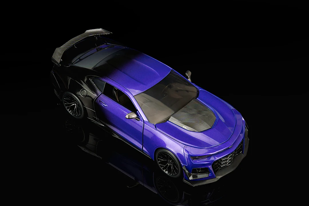 Pink Slips Autumn Spooner's Chevrolet Camaro ZL1 (Version 1), 1:24 Scale Vehicle (Wave 22) - Image 19