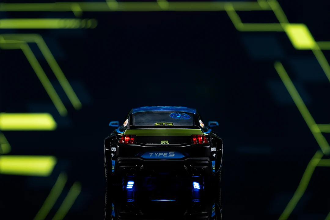 RTR Vehicles Vaughn Gittin Jr. 2024 Ford Mustang RTR, 1:24 Scale Vehicle - Image 14