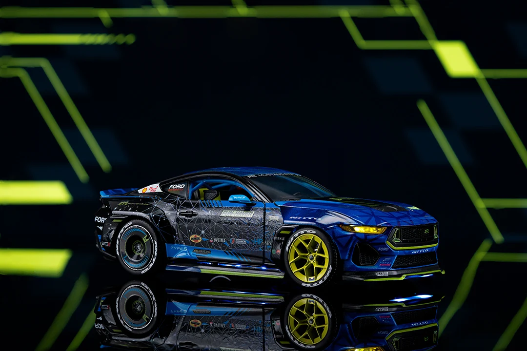 RTR Vehicles Vaughn Gittin Jr. 2024 Ford Mustang RTR, 1:24 Scale Vehicle - Image 15