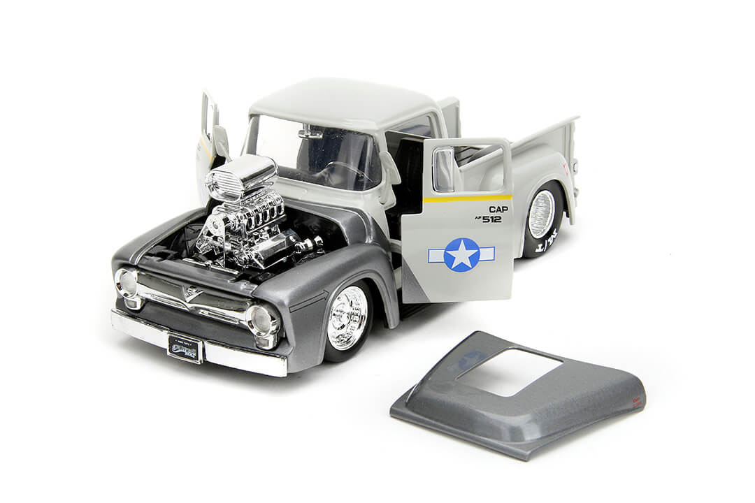Street Fighter, Guile & 1956 Ford F-100, 1:24 Scale Vehicle & 2.75" Figure - Image 9