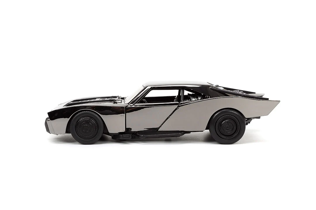 The Batman (2022) Batmobile & Batman, 1:24 Scale Vehicle & 2.75" Figure (Exclusive) - Image 8