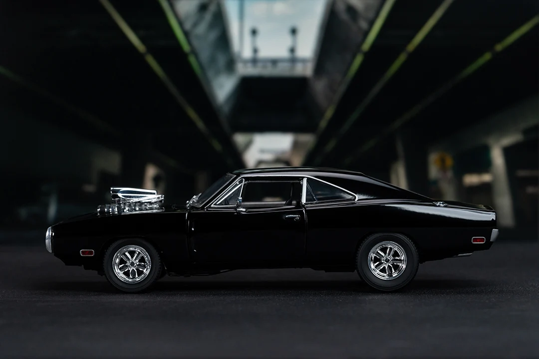 TrueSpec Fast & Furious Dom's 1970 Dodge Charger R/T, 1:24 Scale Vehicle - Image 12